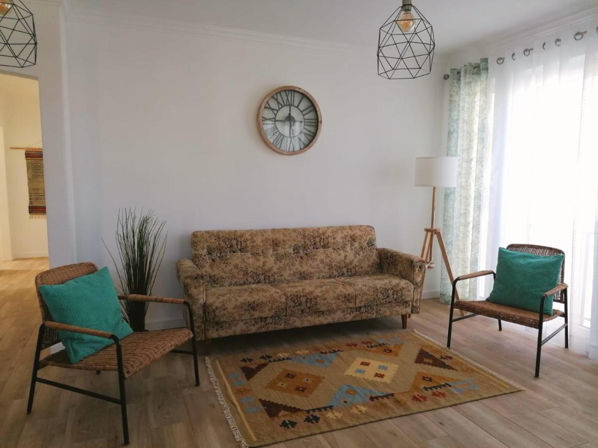 Apartamento Vilamar ヴィラ・ノヴァ・デ・ミルフォンテス エクステリア 写真
