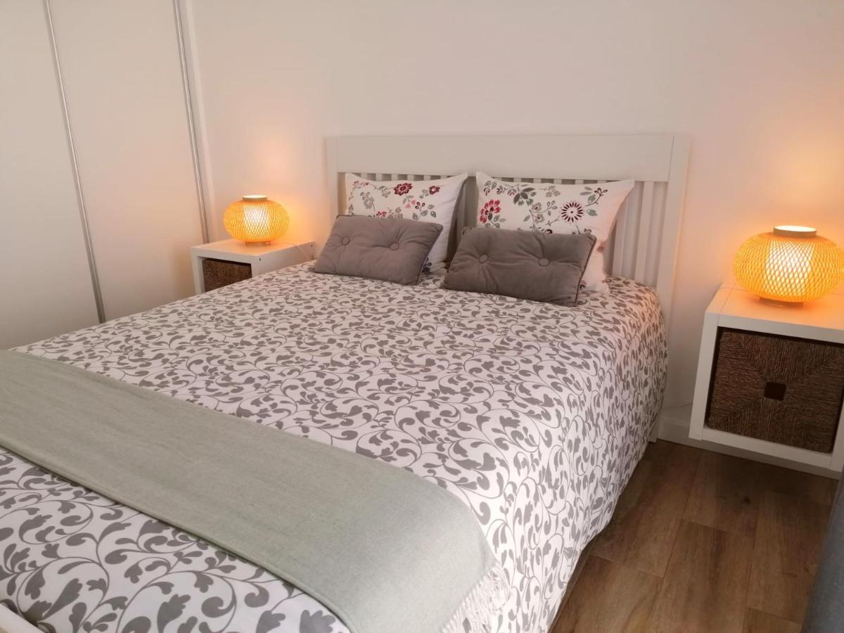 Apartamento Vilamar ヴィラ・ノヴァ・デ・ミルフォンテス エクステリア 写真